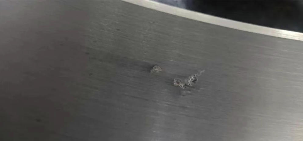 خصائص وتدابير الوقاية من هطول المسام في الحديد الزهر الرمادي